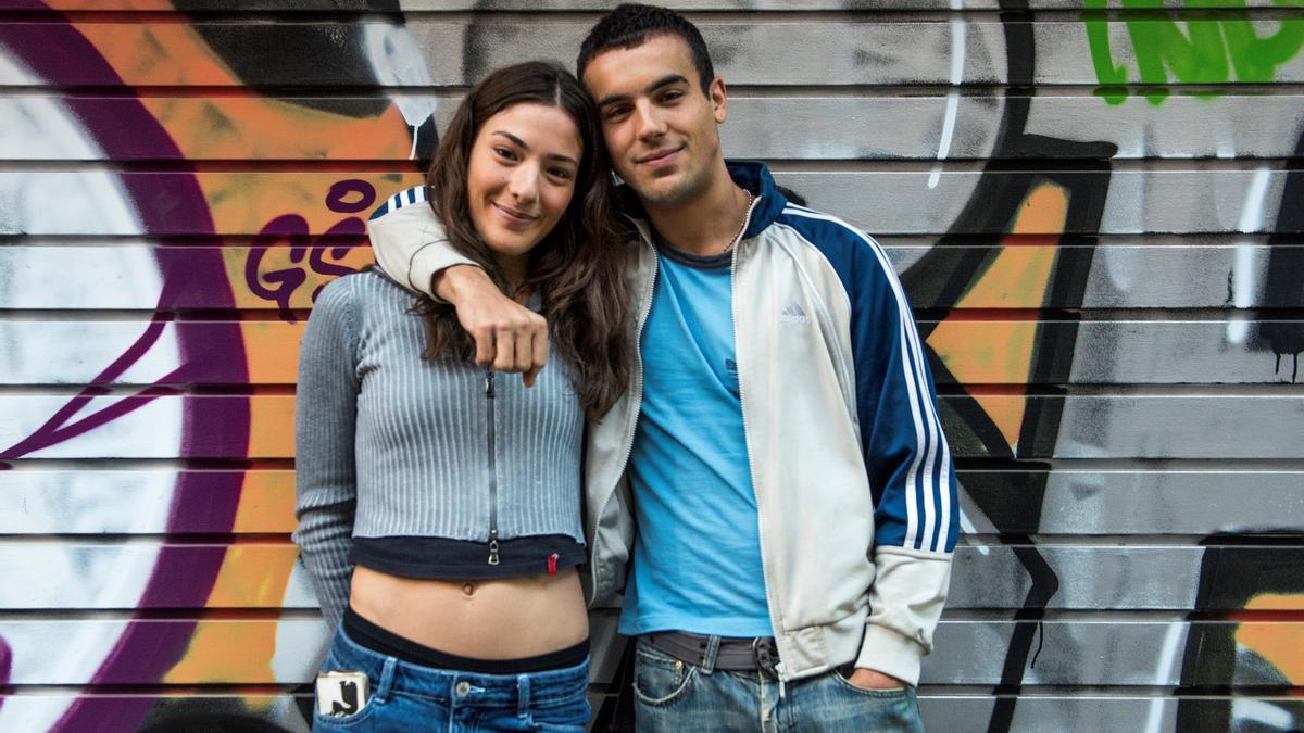 Candela González y Óscar Casas, durante el rodaje de la pelicula de Mario Casas 'Mi soledad tiene alas'