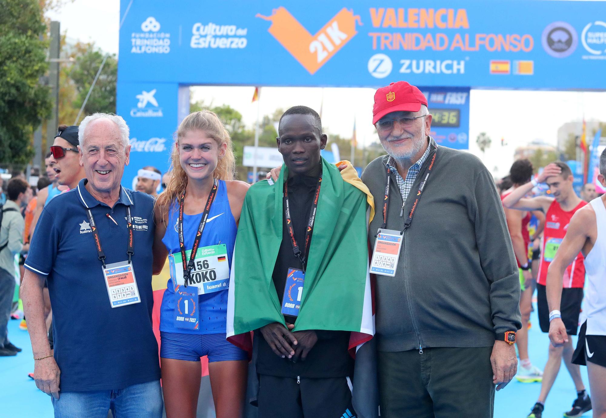 Media Maratón Valencia 2022: Salida y Meta | Busca tu foto