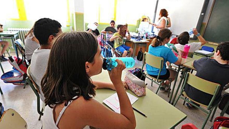 Choque de propuestas entre Consejería y Consejo Escolar sobre cómo evaluar el curso