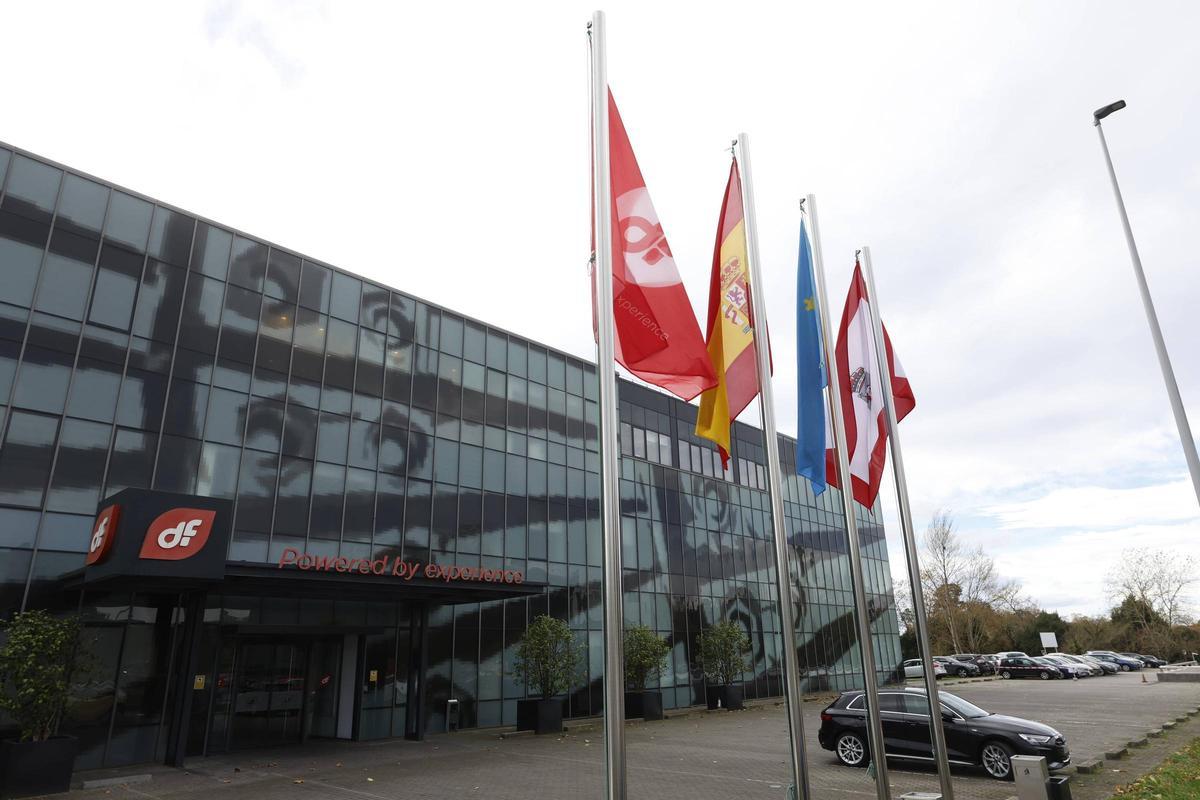 EN IMÁGENES: Los accionistas de Duro aprueban el plan de reestructuración