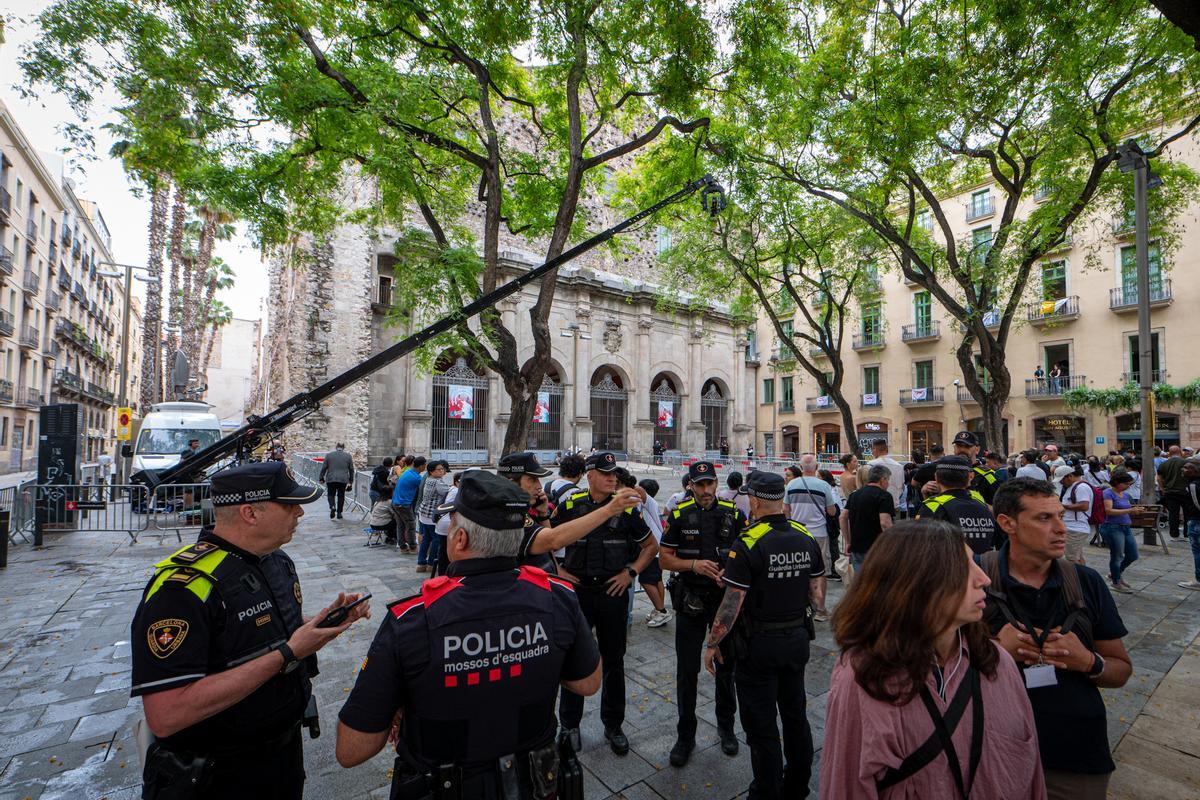 Máxima seguridad en el Raval y junto a Sant Agustí por la visita del Papa