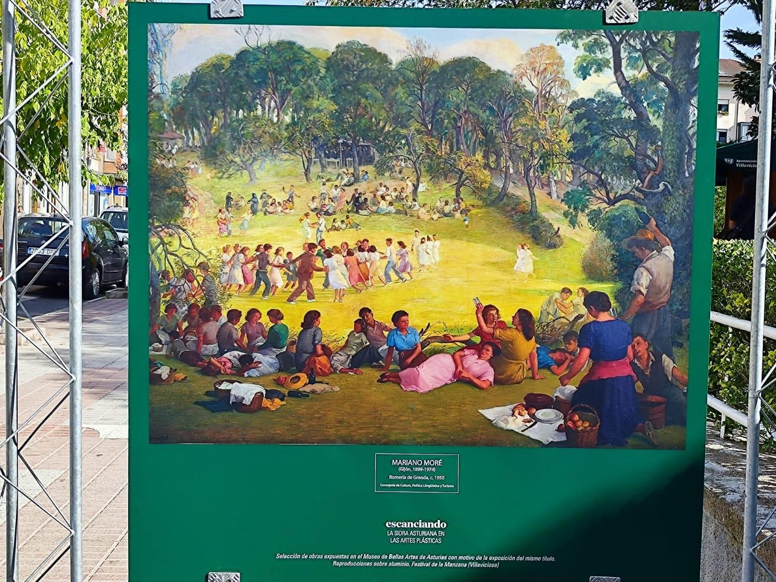 La sidra a través del arte: así es la exposición que toma las calles de Villaviciosa