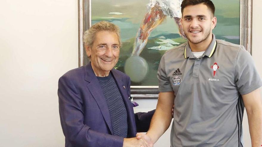 Mouriño y Maxi Gómez, hoy en la sede del Celta. // RCCV