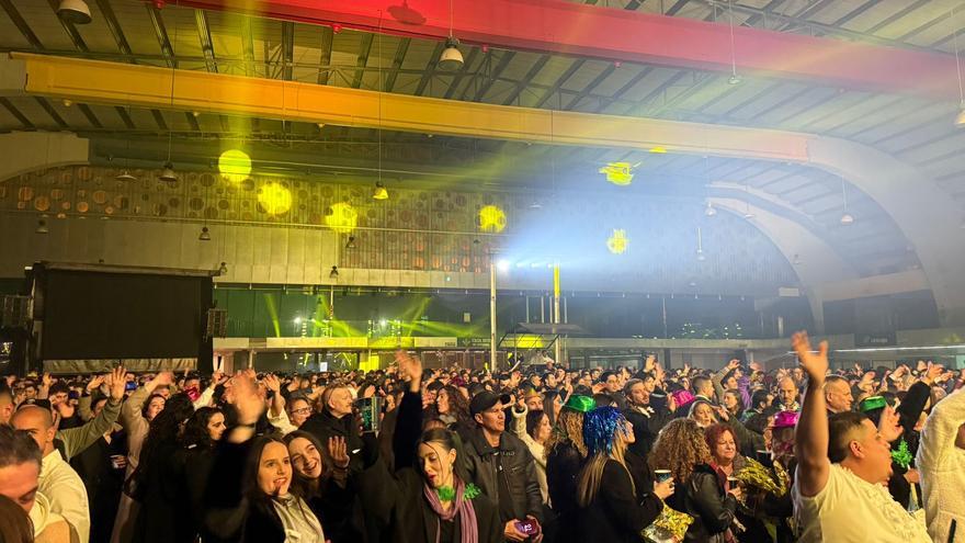 "Tekilazo" en Avilés, mucho ambiente en Castrillón y Corvera, alguna intoxicación etílica y quejas por ruidos: así fue la Nochevieja en la comarca
