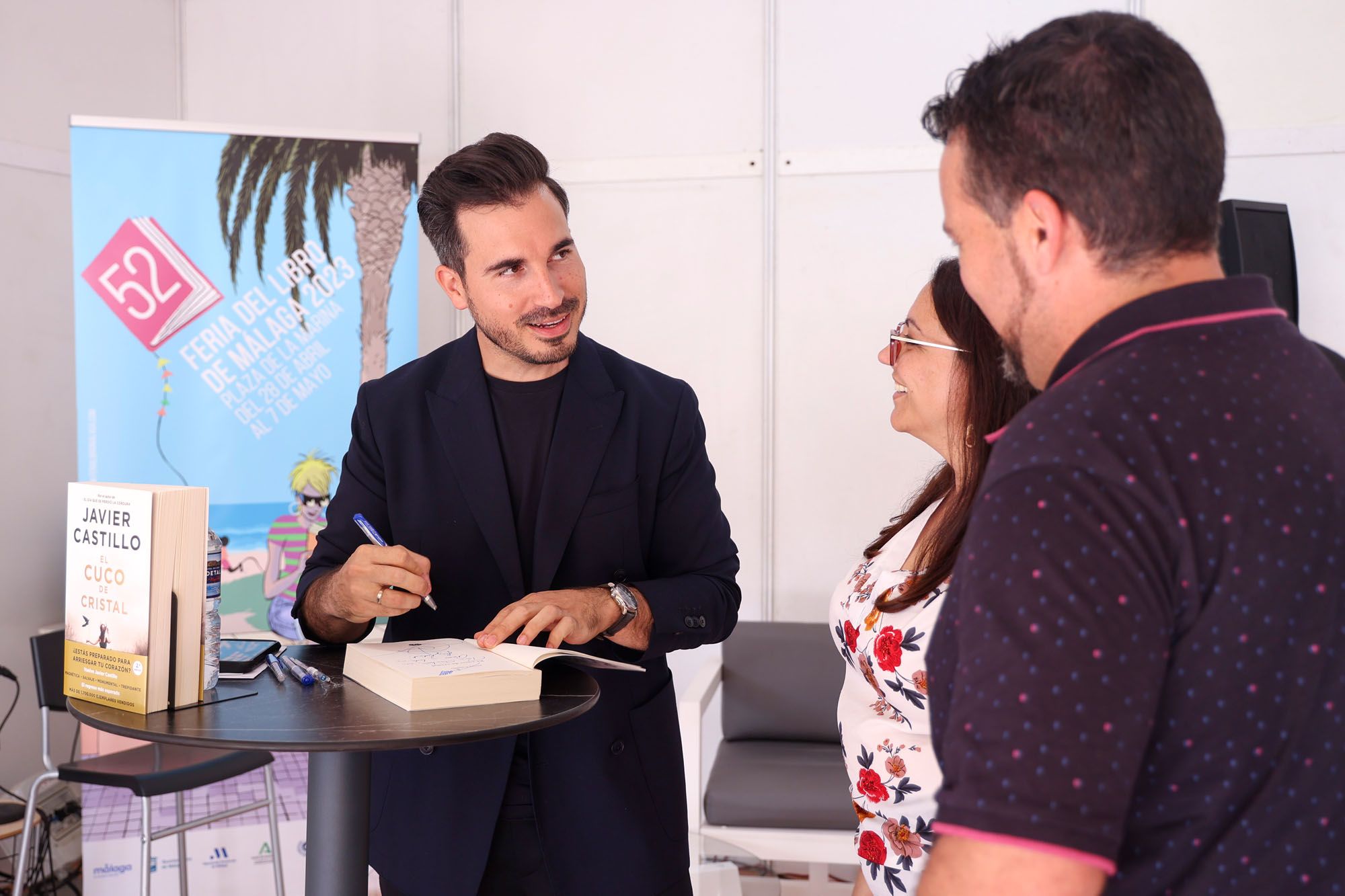 Firma de libros de Javier Castillo en la Feria del Libro de Málaga