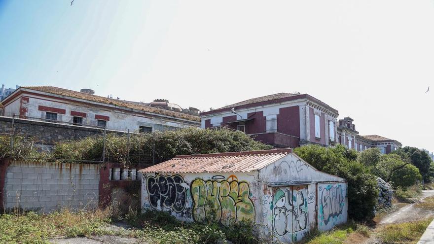 La alcaldesa garantiza la recuperación de la antigua cárcel de A Coruña cuando haya una sentencia firme