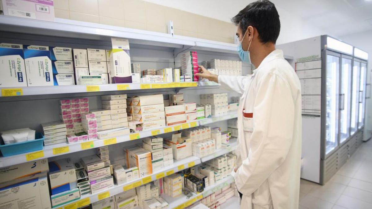 Algunos de los productos son de farmacia hospitalaria. | ISRAEL SÁNCHEZ