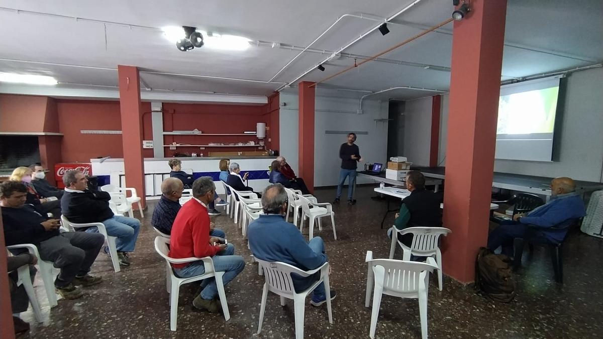 Reunión en Barracas acerca del proyecto de la MAT.