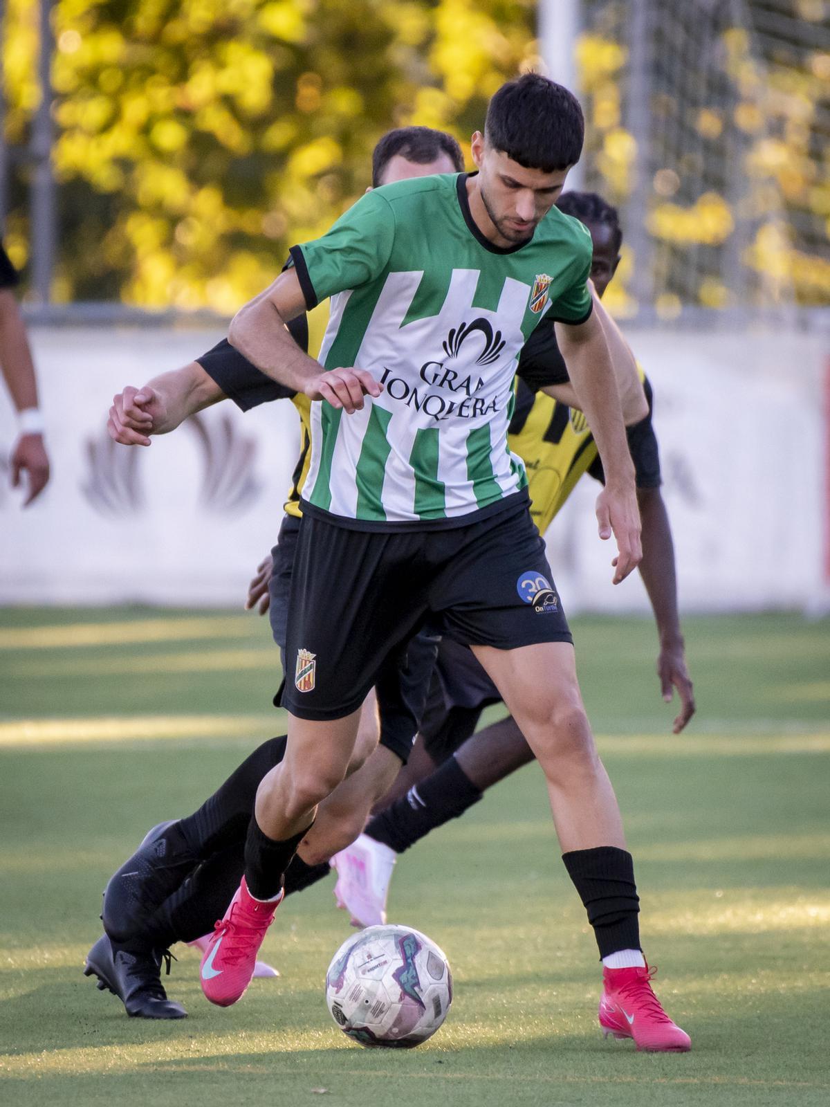 Pep Vergara en un partit d'aquesta temporada contra el Cabanes.