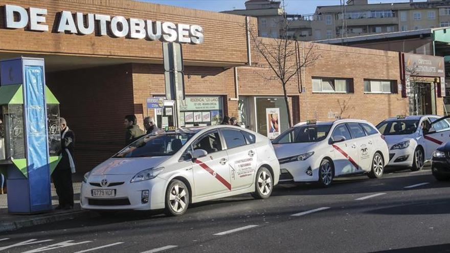 Inquietud en Cáceres por la decisión de limitar las paradas del bus interurbano
