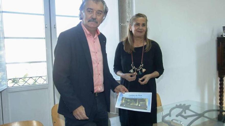 Juan Manuel Rey y Carmela Silva durante la reunión en Caldas. // FdV