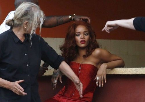 La cantante barbadense Rihanna en una sesión de fotos en La Habana