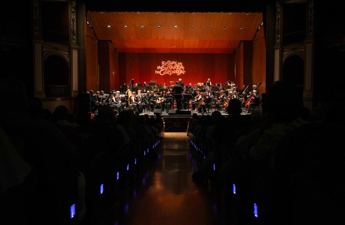 Juan Manuel Cañizares y la Orquesta de Córdoba reinventan a Falla desde la guitarra flamenca