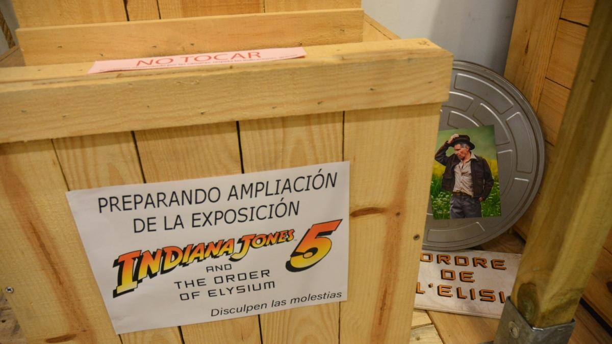 El responsable de esta tienda de cómics y 'merchandising' ya reserva un espacio para la quinta película.