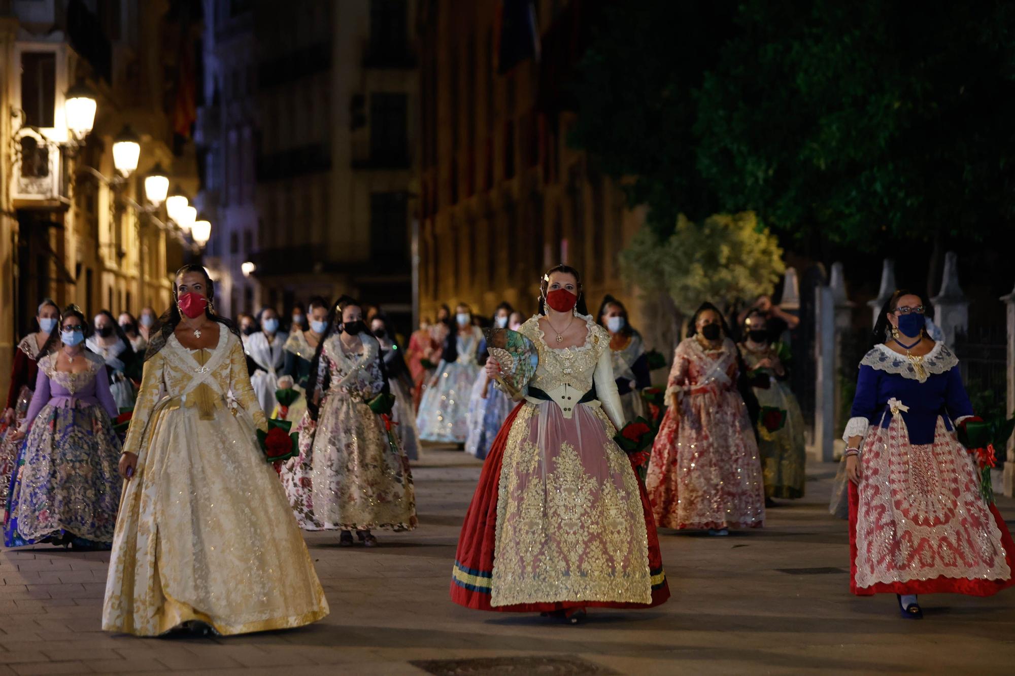 Búscate en el segundo día de Ofrenda por la calle de Caballeros (entre las 22.00 y las 23.00 horas)