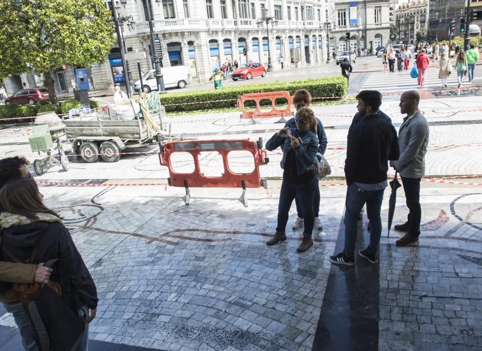 Turistas que visitan Oviedo