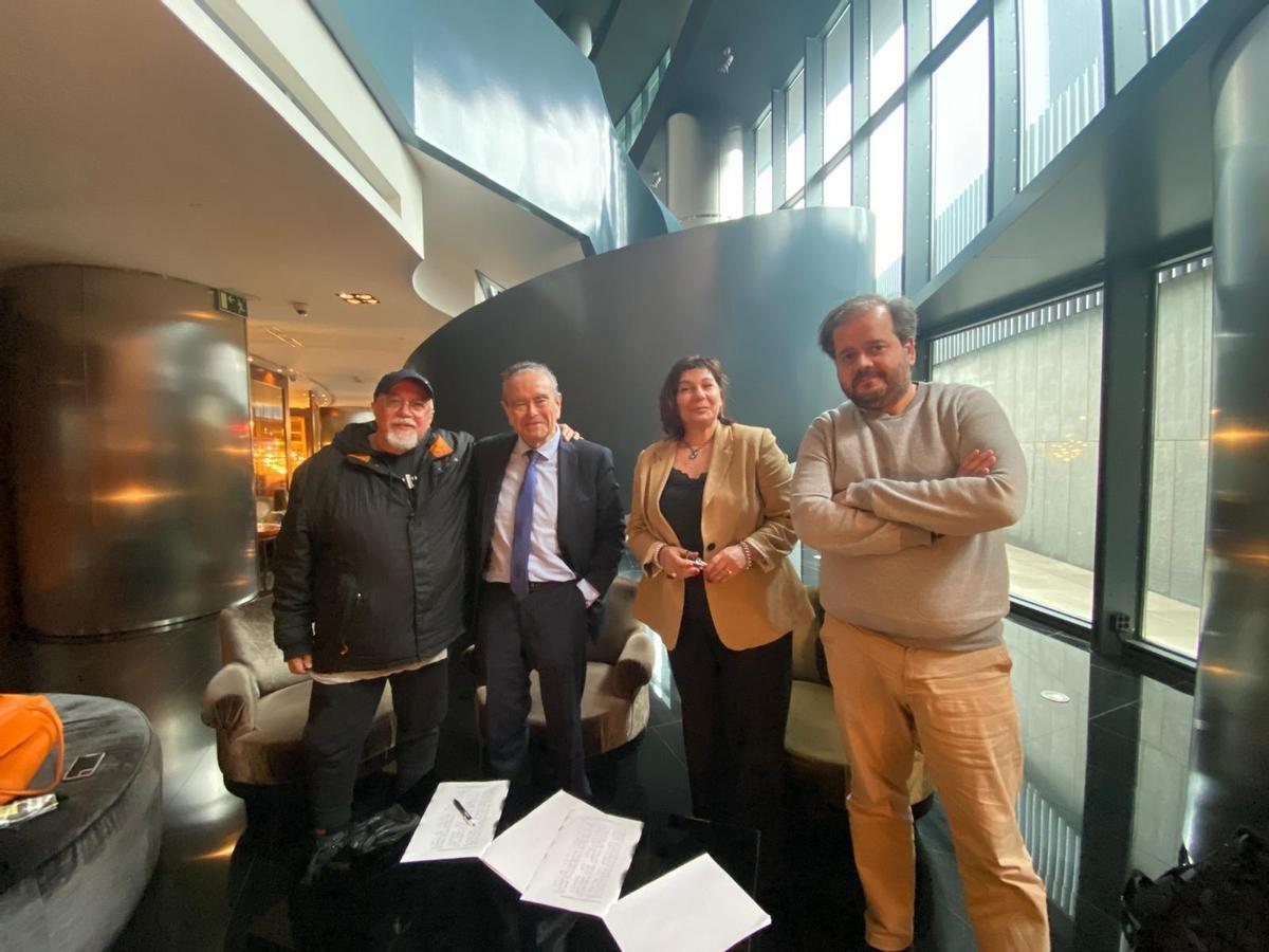 Luis Martín, Andrés Pedreño, María Jesús Pérez Rusilló y Alexandre Hermida, en la firma del acuerdo para impulsar WarMind Labs.