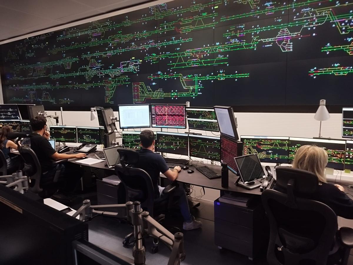 El Centro de Regulación de la Circulación de Adif (CRC) en la estación de França de Barcelona