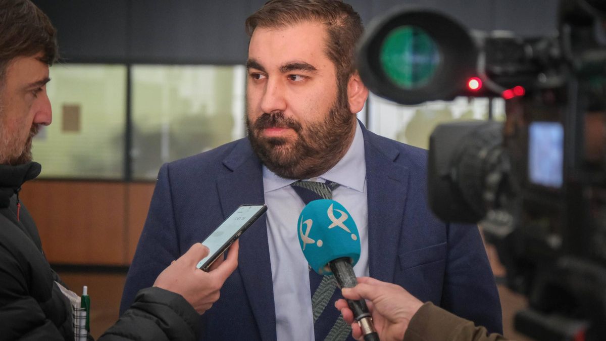 El abogado Fernando Cumbres, que ha defendido a la acusada.