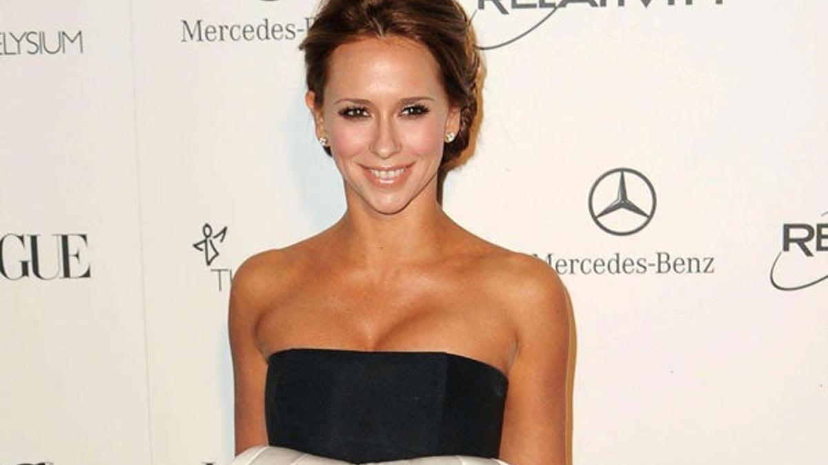 Jennifer Love Hewitt debuta como directora