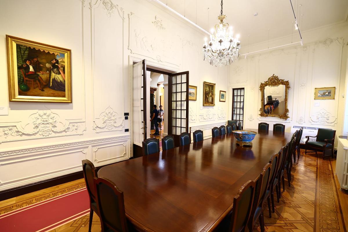 En imágenes | Así es por dentro el precioso Palacio de Larrinaga de Zaragoza
