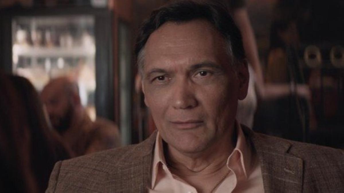 Jimmy Smits era un fan del musical y aceptó poner su voz gratuitamente para el anuncio.