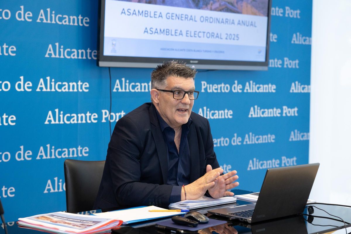 Roberto Martínez, director de la Asociación Alicante Costa Blanca Turismo y Cruceros.
