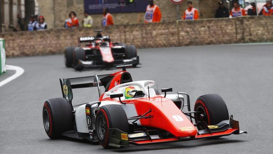 Merhi vuelve a ver truncada una carrera por una avería en su coche