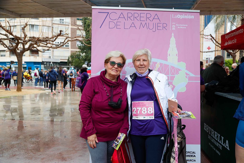 Carrera de la Mujer Murcia 2022: las participantes posan en el photocall