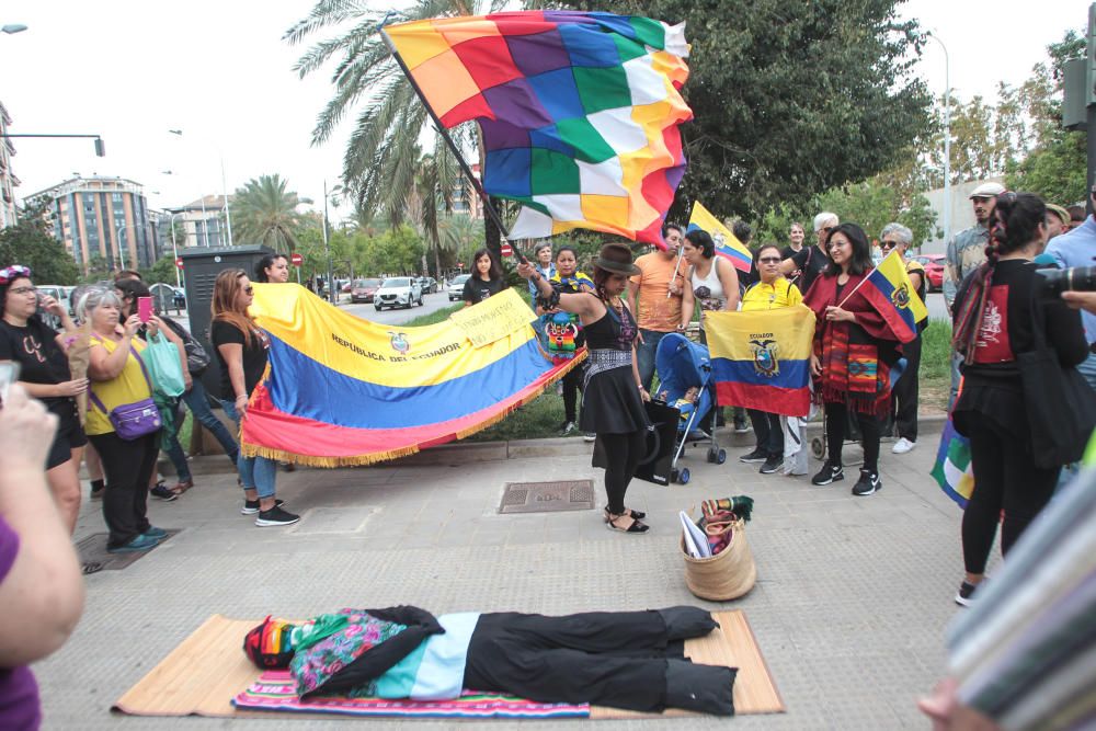 Manifestación desde el CIE de Zapadores: "El 12 de octubre no hay nada que celebrar"