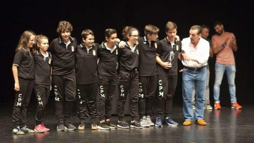 Los mejores de la temporada del patinaje asturiano, premiados ayer en Langreo