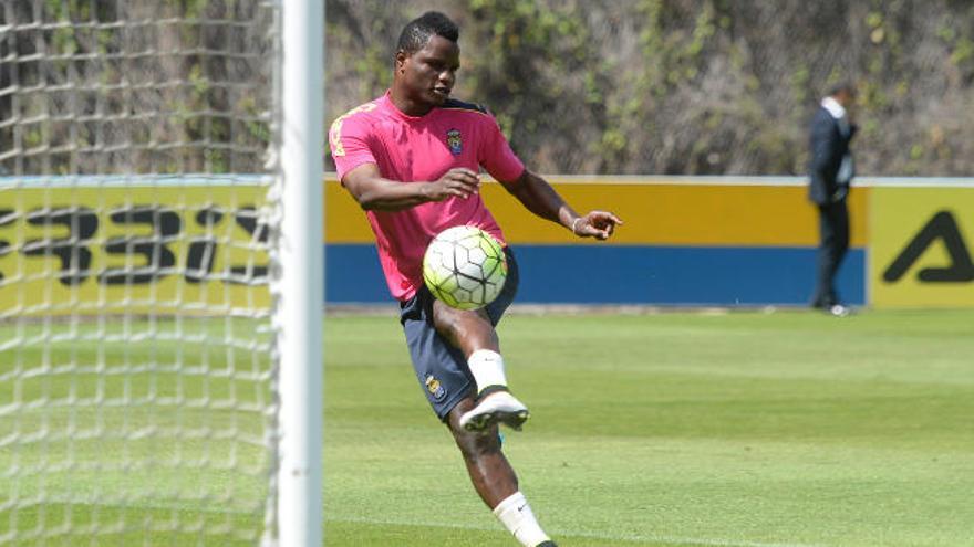 Wakaso vuelve tocado