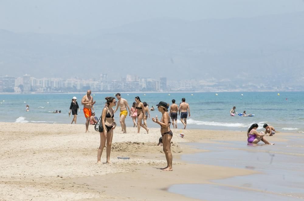 Primer fin de semana de playas abiertas al baño