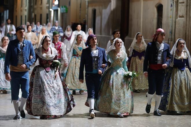 Todas las fotos de la Ofrenda del 17 de marzo entre las 23 y las 00 horas por la calle San Vicente