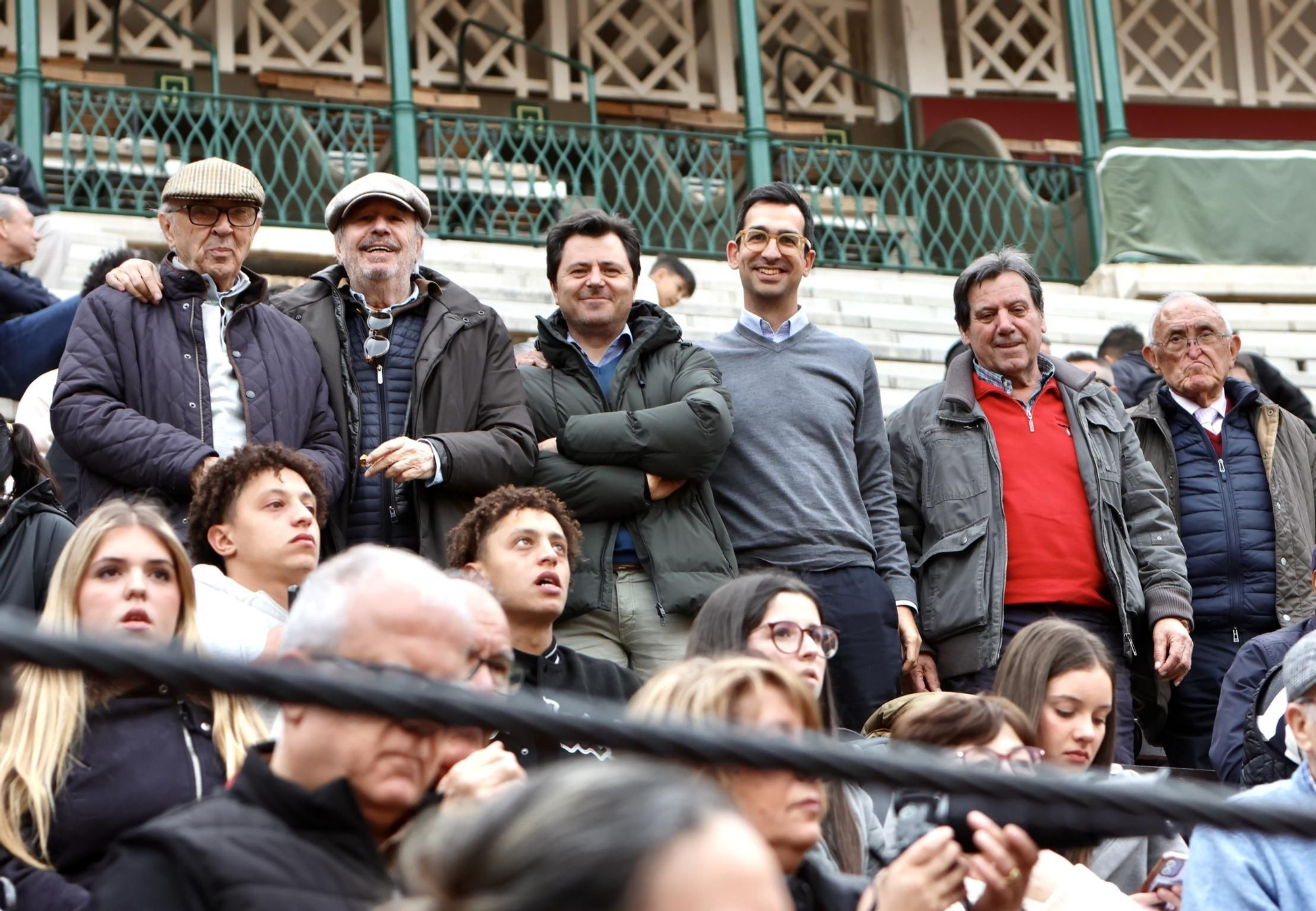 Javier Cuartero brilla en València y marca la diferencia en el cierre del ciclo de novilleros de la Feria de Fallas