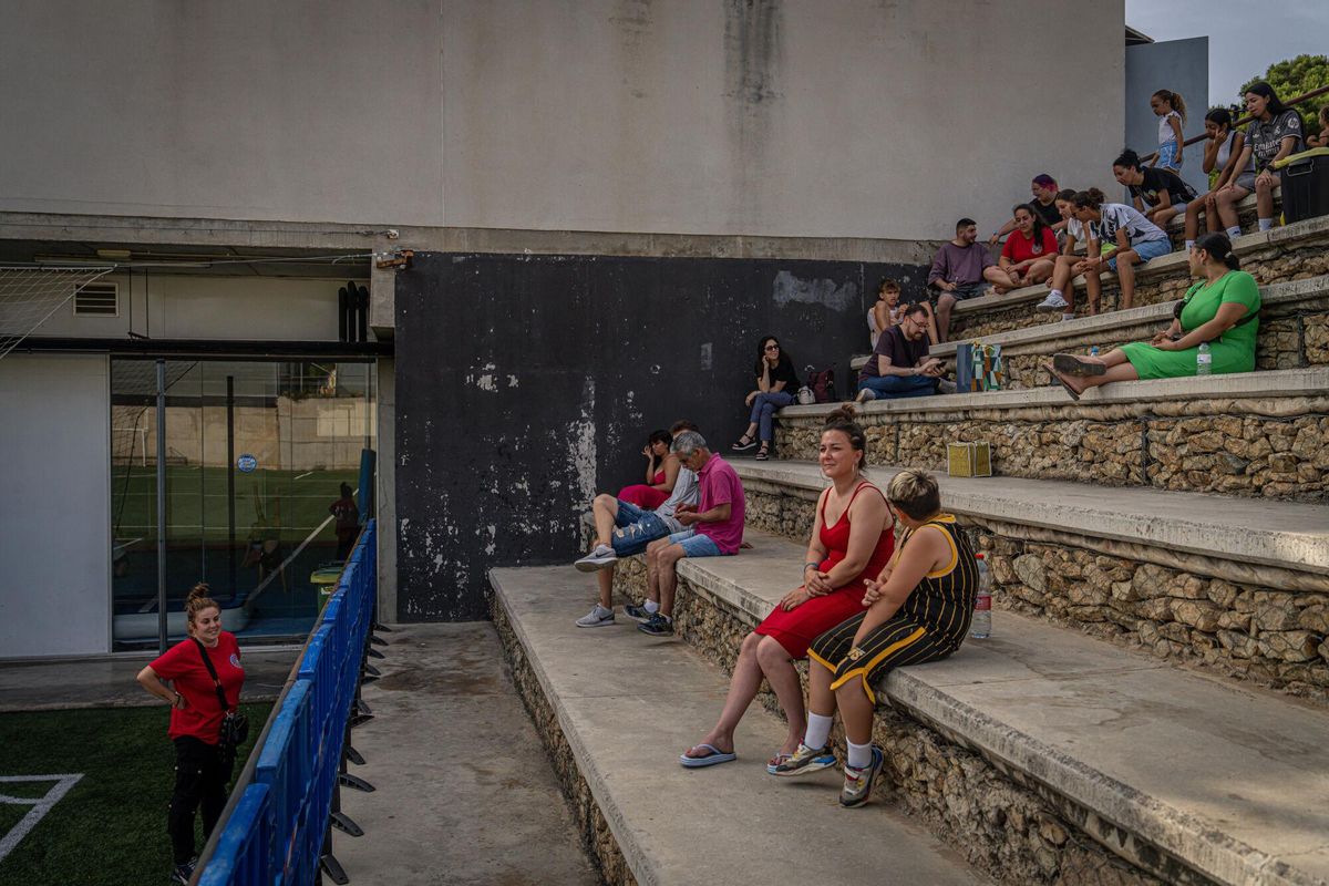 Las niñas gitanas lideran el cambio del fútbol femenino en La Mina