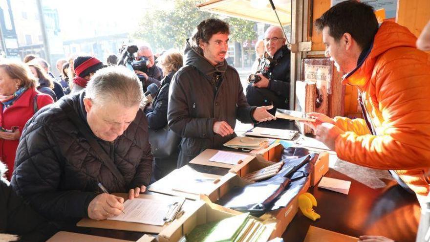 &#039;Libros que importan&#039; planta cara al virus y da el salto a la red