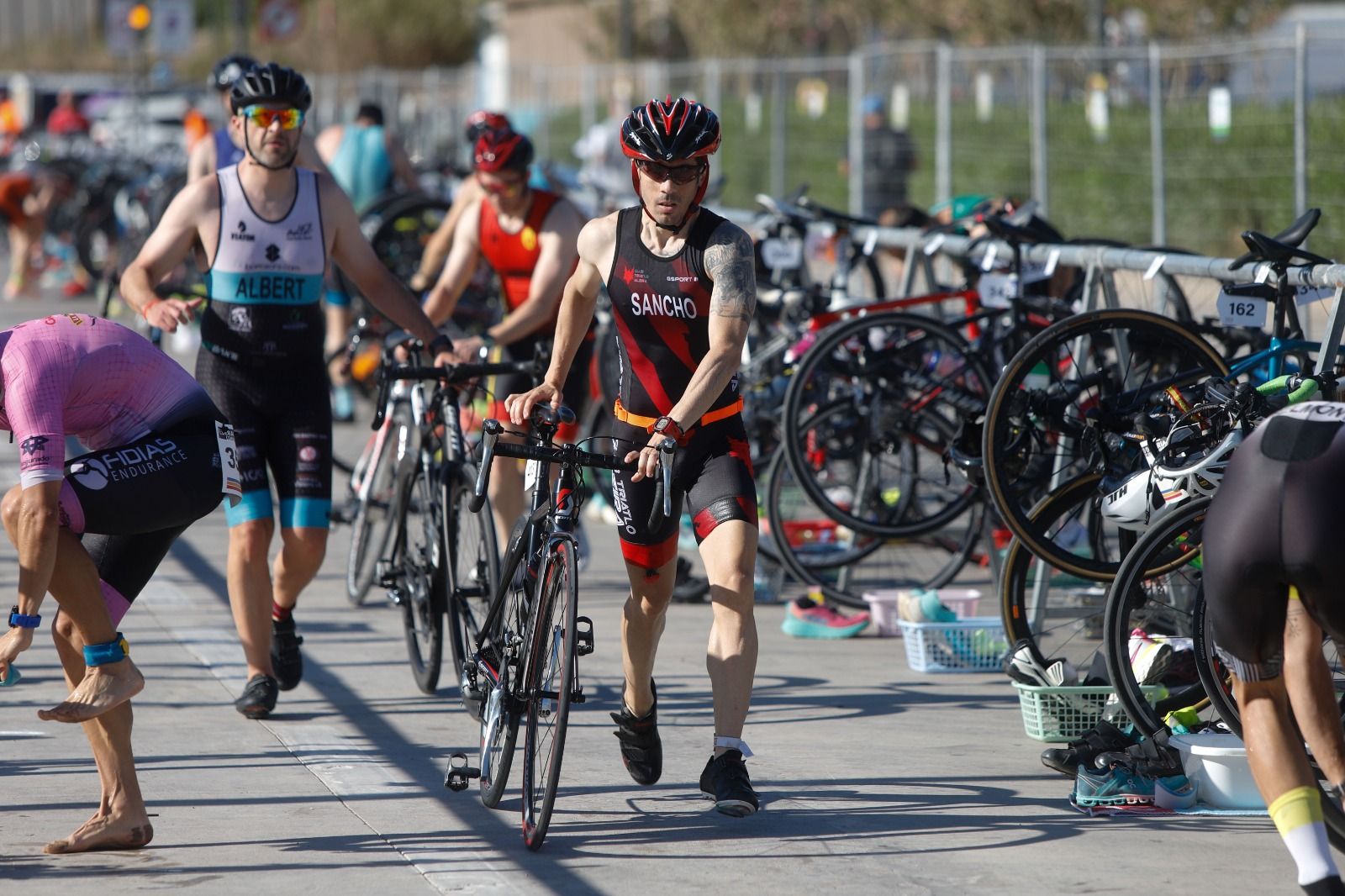 El Triatlón Playa de la Malvarrosa, en imágenes