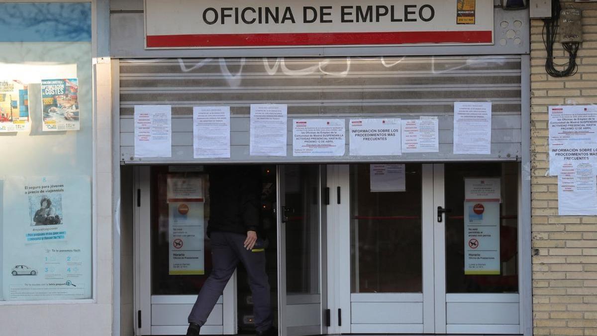 Según los datos de la EPA, el paro ha aumento en 121.000 personas el primer trimestre.