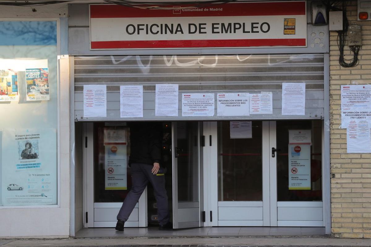 Según los datos de la EPA, el paro ha aumento en 121.000 personas el primer trimestre.