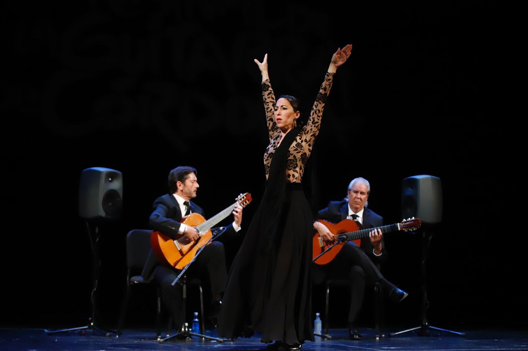 Los guitarristas José María Gallard y Miguel Ángel Cortés junto a la bailaora Ana Morales estrenan "Albéniz Flamenco" en el Teatro Góngora