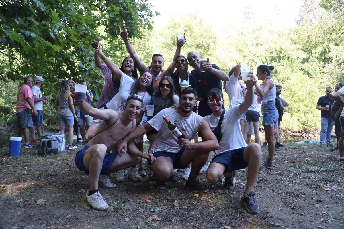 Las dos caras de Os Caneiros: así es la fiesta más refrescante de Betanzos Las dos caras de Os Caneiros: así es la fiesta más refrescante de Betanzos