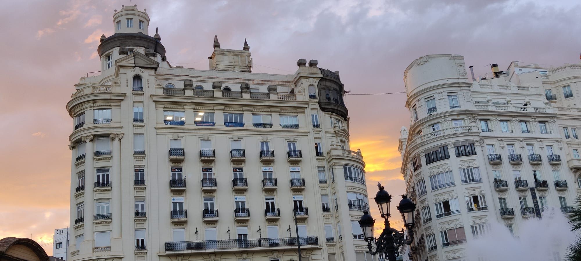Las mejores fotos del cielo anaranjado de València