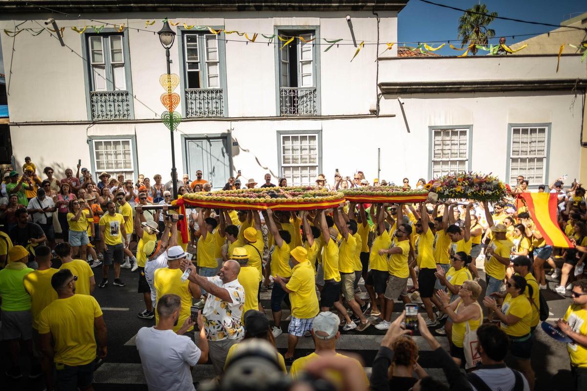 Tejina se vuelca con la fiesta de los Corazones Tejina se vuelca con la fiesta de los Corazones
