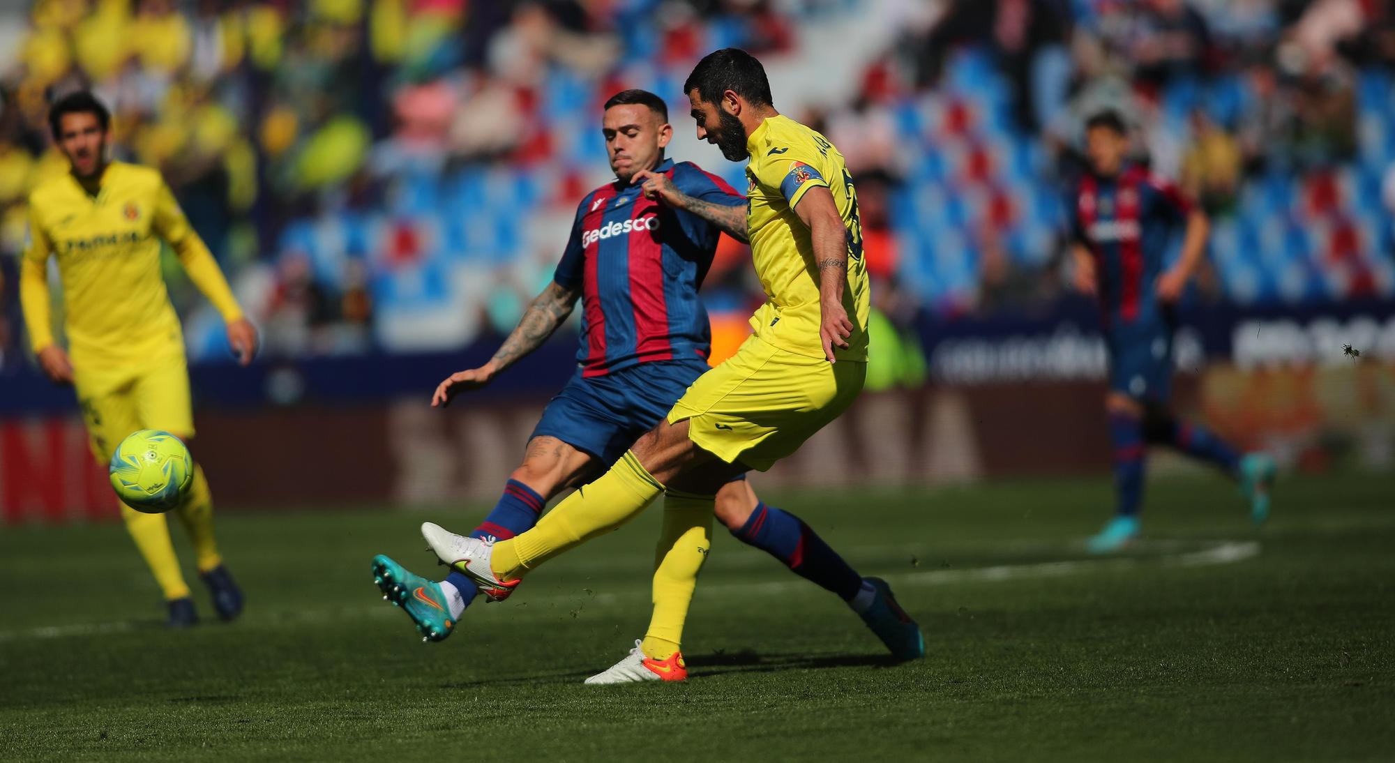 Las imágenes de la victoria del Levante frente al Villarreal en el Ciutat de València