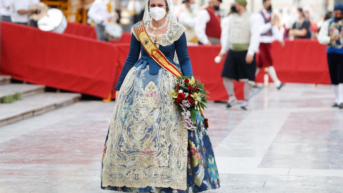 Búscate en el segundo día de Ofrenda por la calle Caballeros (entre las 17.00 y las 18.00 horas)