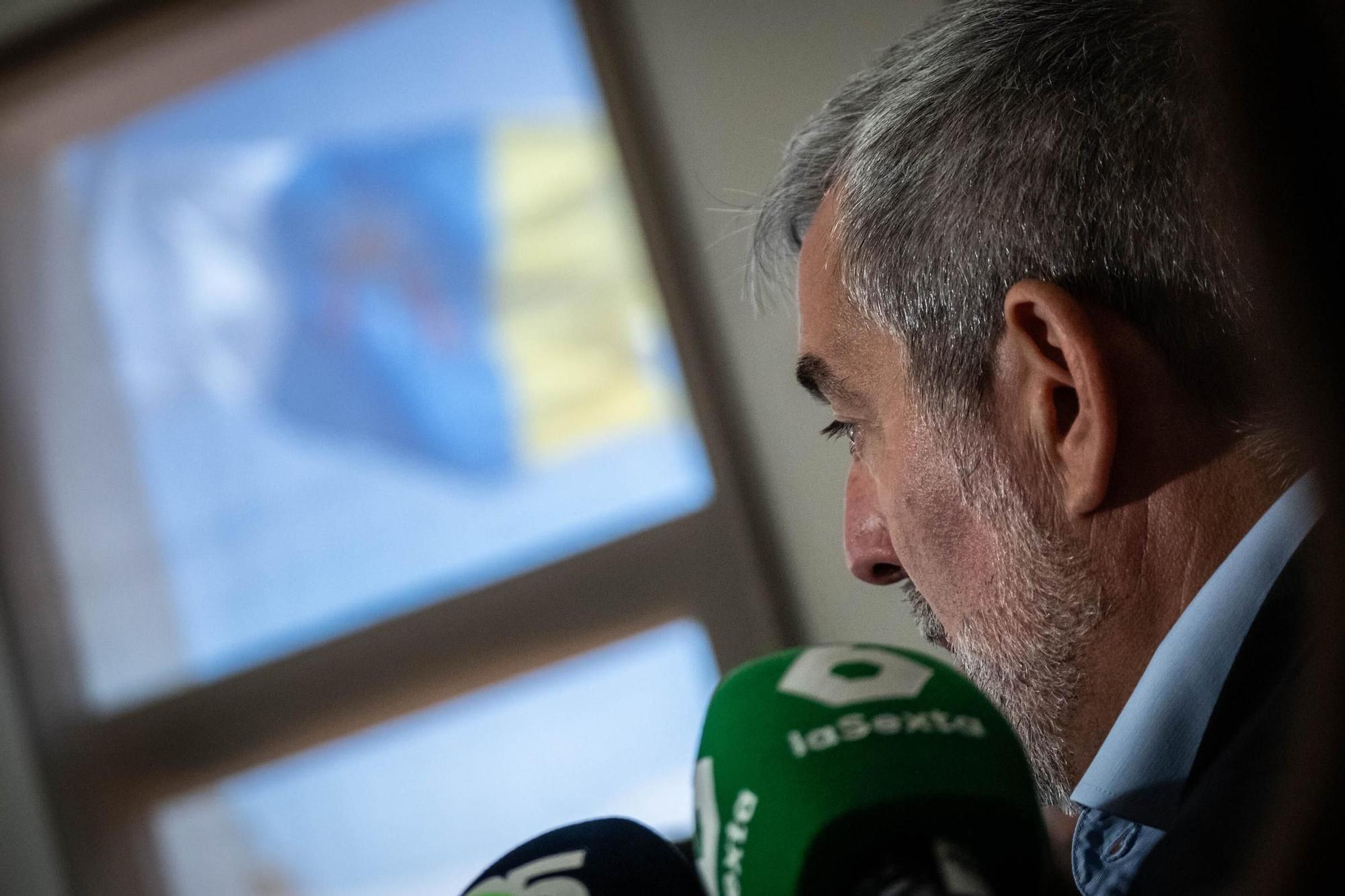 Sánchez y Clavijo se reúnen en La Palma para abordar la crisis migratoria en las Islas