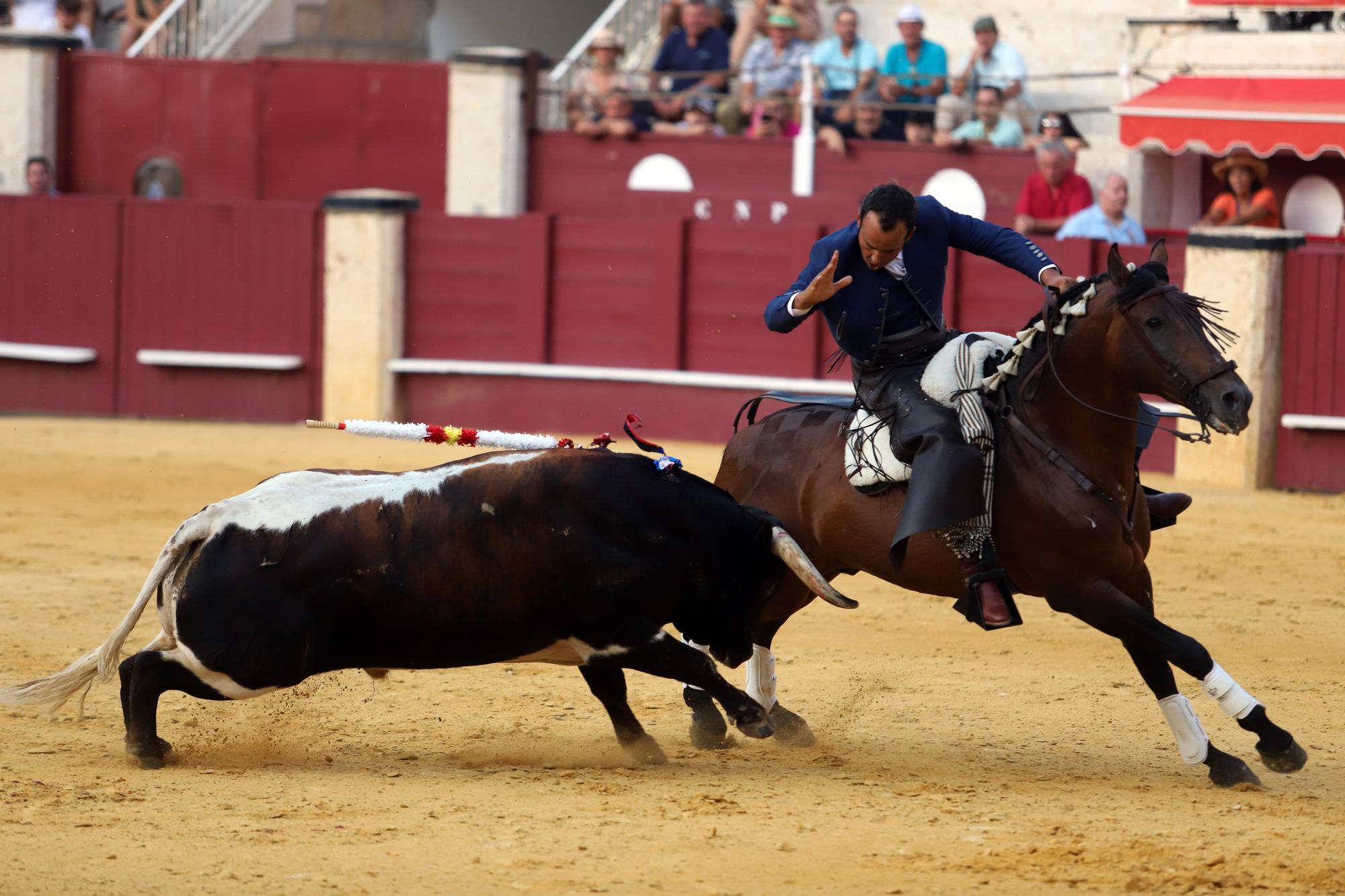 Rejones en la Feria de Málaga: Guillermo Hermoso y Ferrer Martín, doble Puerta Grande en Málaga