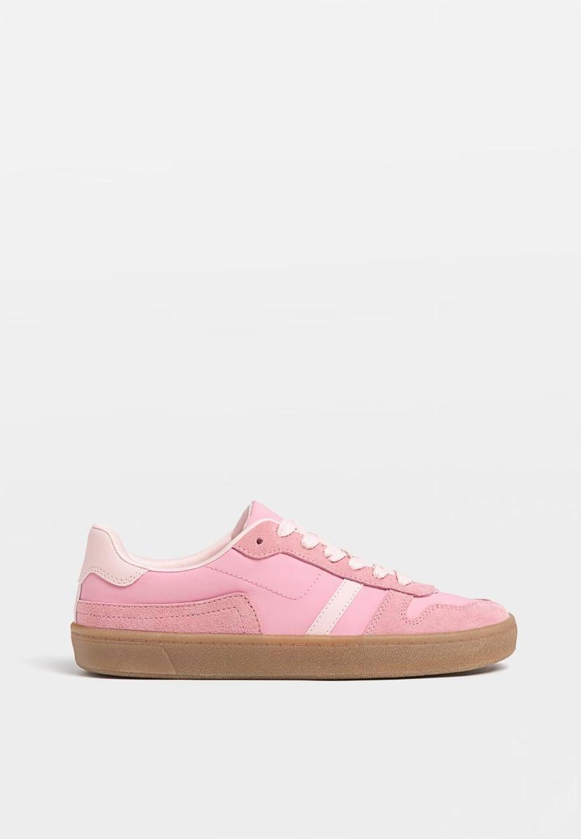 Zapatillas retro en tono rosa