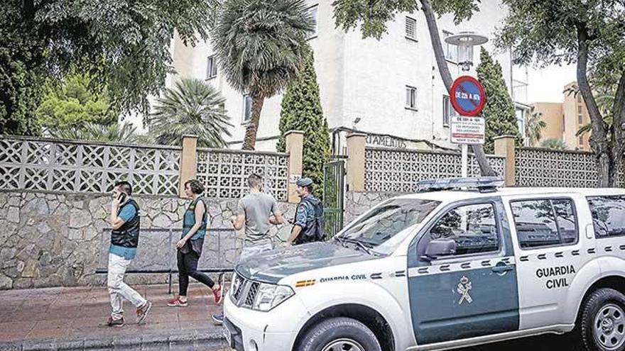 Incendian por la noche un coche de la Guardia Civil en Banyalbufar